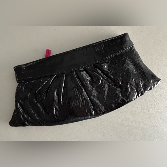 LAUREN MERKIN | Louise Glossy, clutch purse.